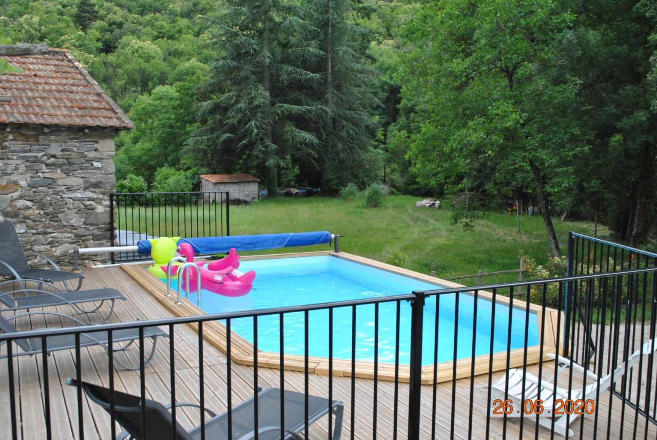 Alberguiere - Piscine Chauffee - Plancha - Barbecue Sainte-Croix-Vallee-Francaise Luaran gambar